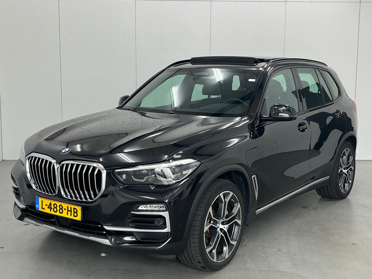 BMW X5 - XDrive45e High Executive / Trekhaak / Panoramadak / Head-Up / Harman Kardon - AutoWereld.nl