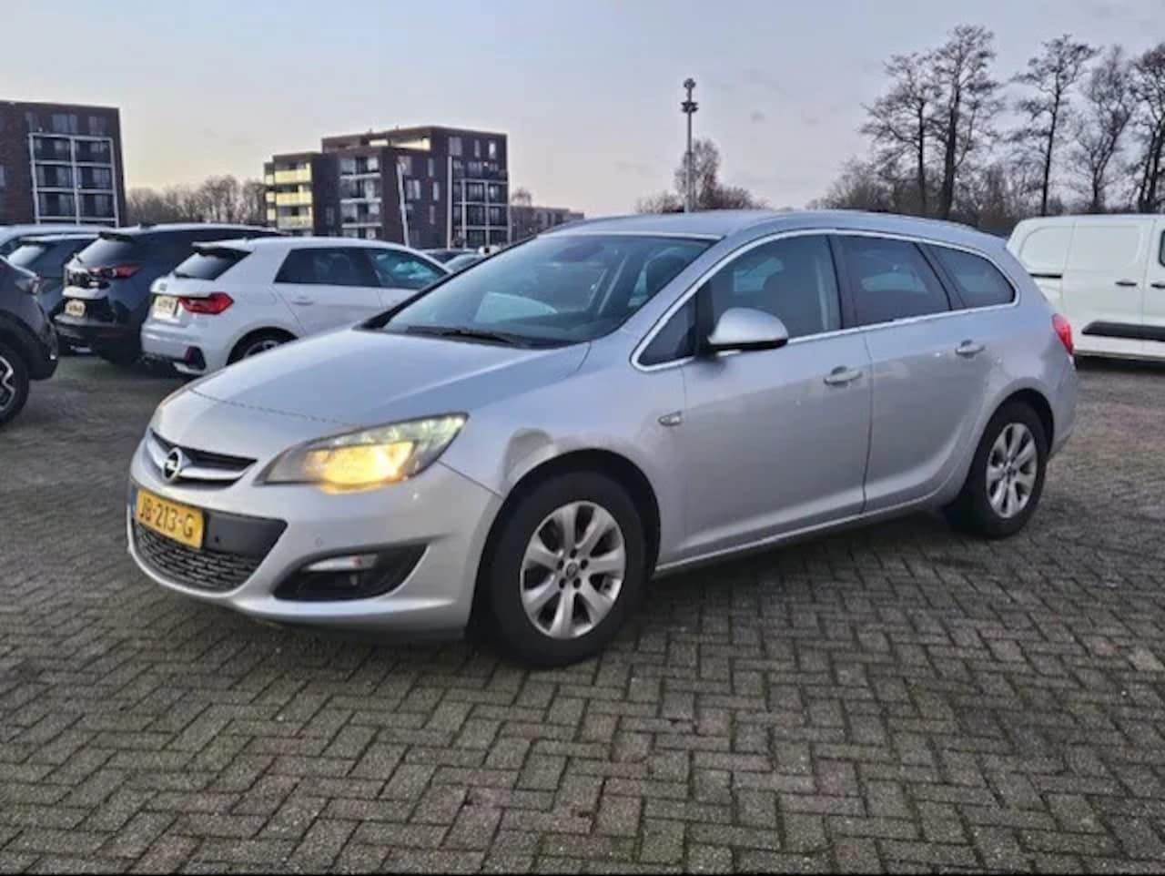 Opel Astra Sports Tourer - 1.4 Turbo Blitz 1.4 Turbo Blitz - AutoWereld.nl