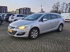 Opel Astra Sports Tourer - 1.4 Turbo Blitz