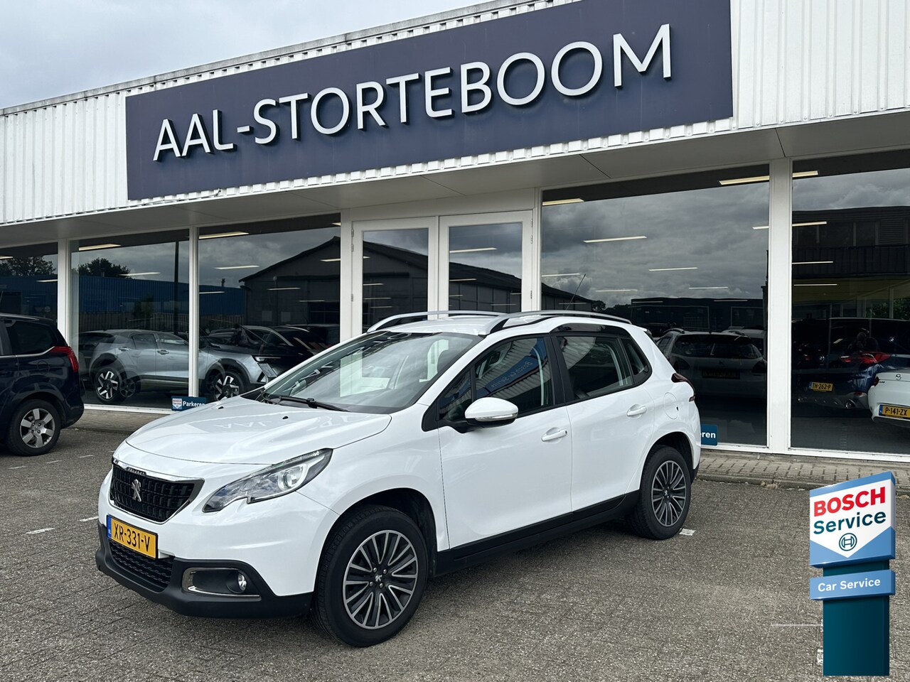 Peugeot 2008 - 1.2 PureTech Blue Lion | Navi | Bluetooth | DAB | Apple Carplay | Cruise Control | PDC - AutoWereld.nl