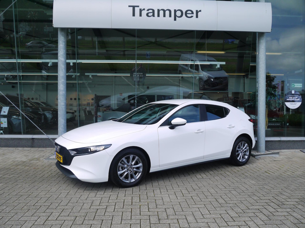 Mazda 3 - 2.0 e-SkyActiv-G M Hybrid 122 Prime-line|Rijklaar - AutoWereld.nl