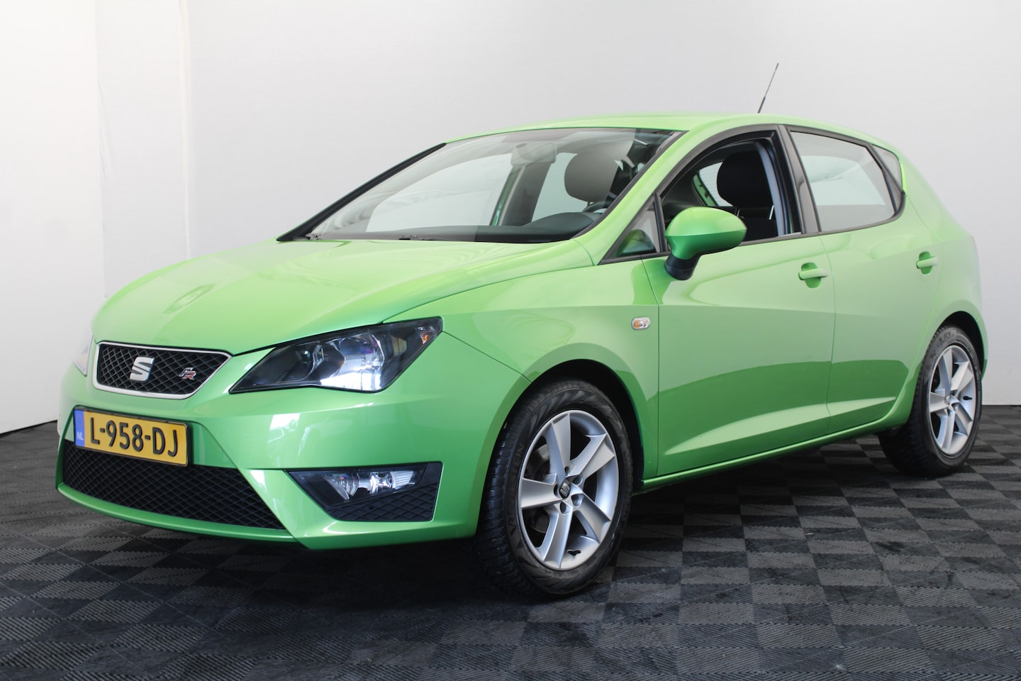 Seat Ibiza SC - 1.2 TSI FR 1.2 TSI FR - AutoWereld.nl