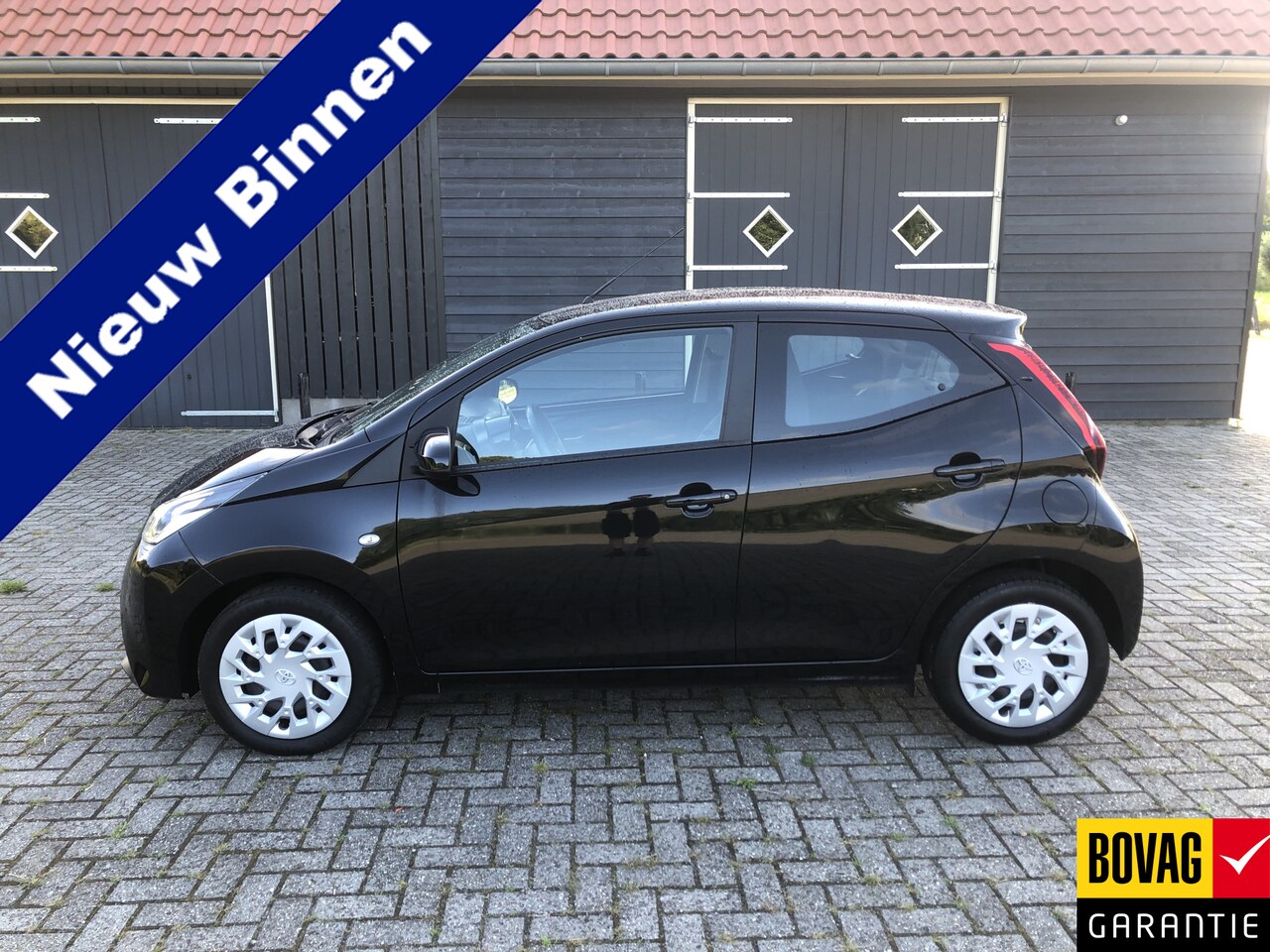 Toyota Aygo - 1.0 VVT-i x-play Led Camera speed limiter Nap - AutoWereld.nl