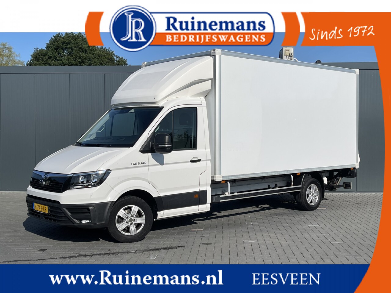 MAN TGE - 3.140 / BAKWAGEN / HYDR. DHOLLANDIA LAADKLEP / AIRCO / CRUISE / 3-ZITS / MEUBELBAK - AutoWereld.nl