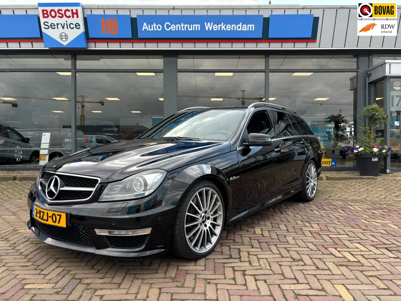 Mercedes-Benz C-klasse Estate - C63 AMG 6.3 V8 Facelift model - AutoWereld.nl