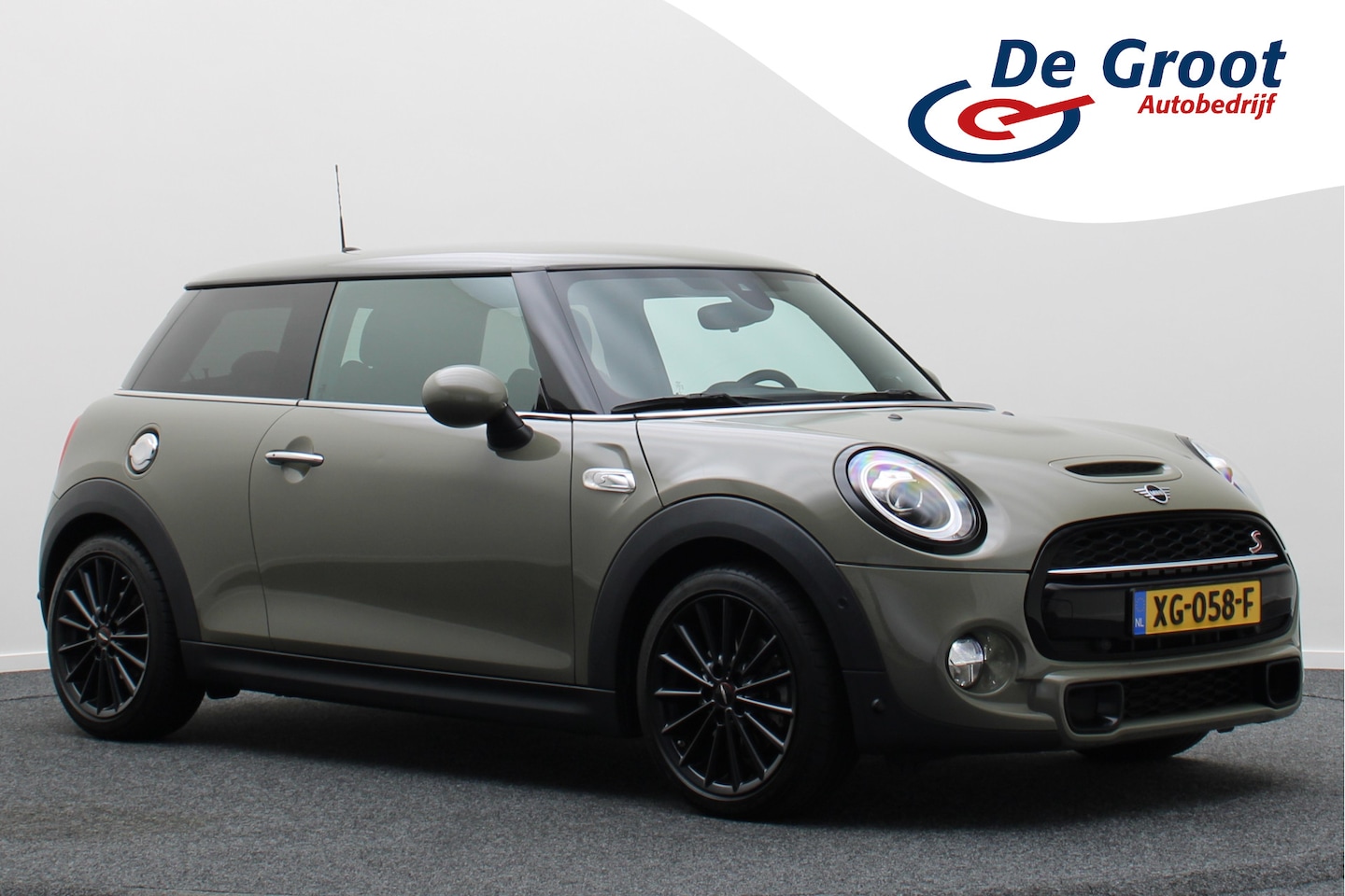 MINI Cooper S - Mini 2.0 Automaat LED, ACC, Navigatie, Apple CarPlay, Harman Kardon, PDC, Keyless, 17'' - AutoWereld.nl