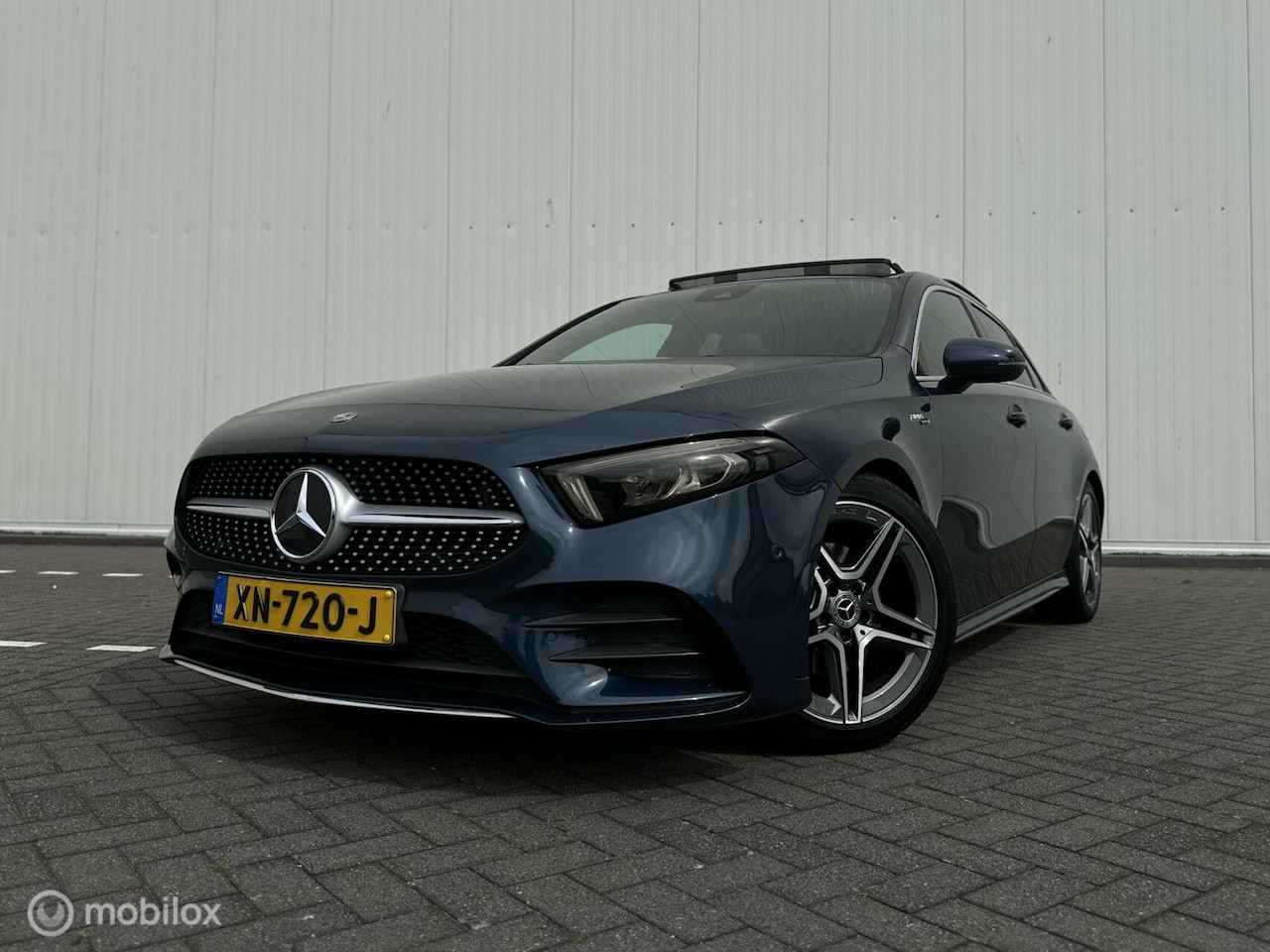 Mercedes-Benz A-klasse - 180|AMG-Line|A35 uitgev.|Pano|NAP|Automaat - AutoWereld.nl