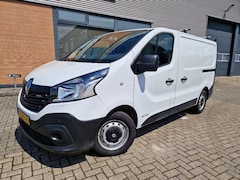 Renault Trafic - 1.6 dCi 125pk 2x schuifdeur euro6 airco cruise camera trekhaak zeer mooi dealer onder. L1H