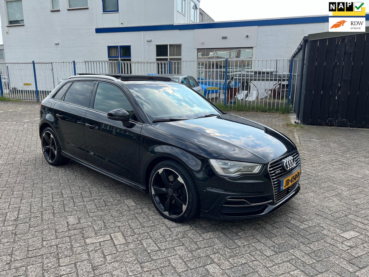 Audi A3 Sportback - 1.4 e-tron PHEV Ambition Pro Line plus 1.4 e-tron PHEV Ambition Pro Line plus - AutoWereld.nl