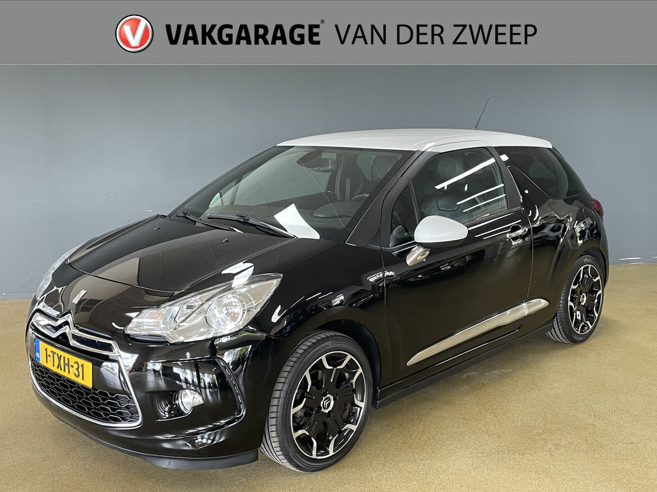 Citroën DS3 - 1.2 VTi So Chic | Navi | Cruise | PDC - AutoWereld.nl