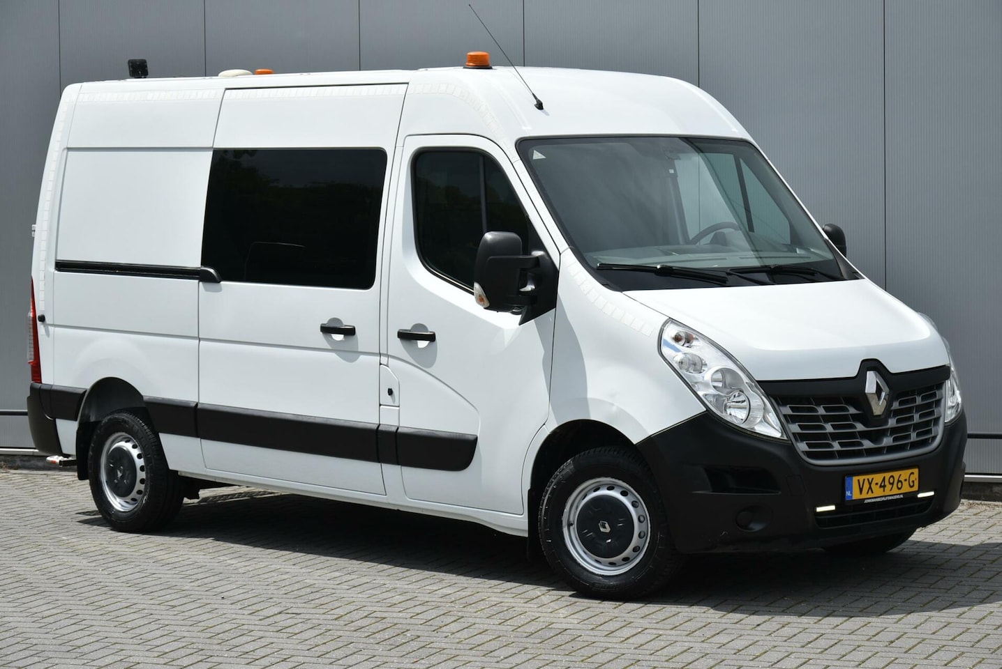 Renault Master - bestel T35 2.3 dCi L2H2 - AutoWereld.nl