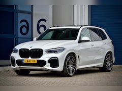 BMW X5 - XDrive45e / M Sport / Org. NL / 1e Eig. / FULL Option