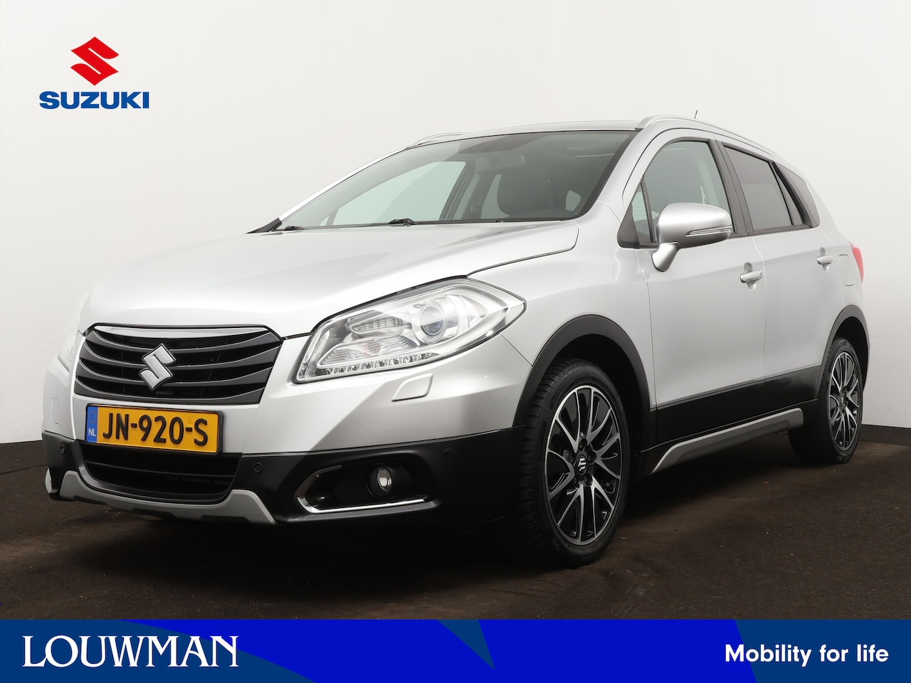 Suzuki SX4 S-Cross - 1.6 High Executive Automaat | Panoramadak | Navigatie | Parkeersensoren | Trekhaak | - AutoWereld.nl