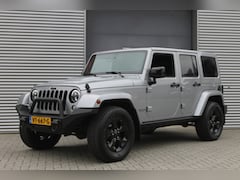 Jeep Wrangler - 2.8 CRD Sahara I AUT. I 4WD I NAVI I LEDER I CAMERA I GRIJS KENTEKEN