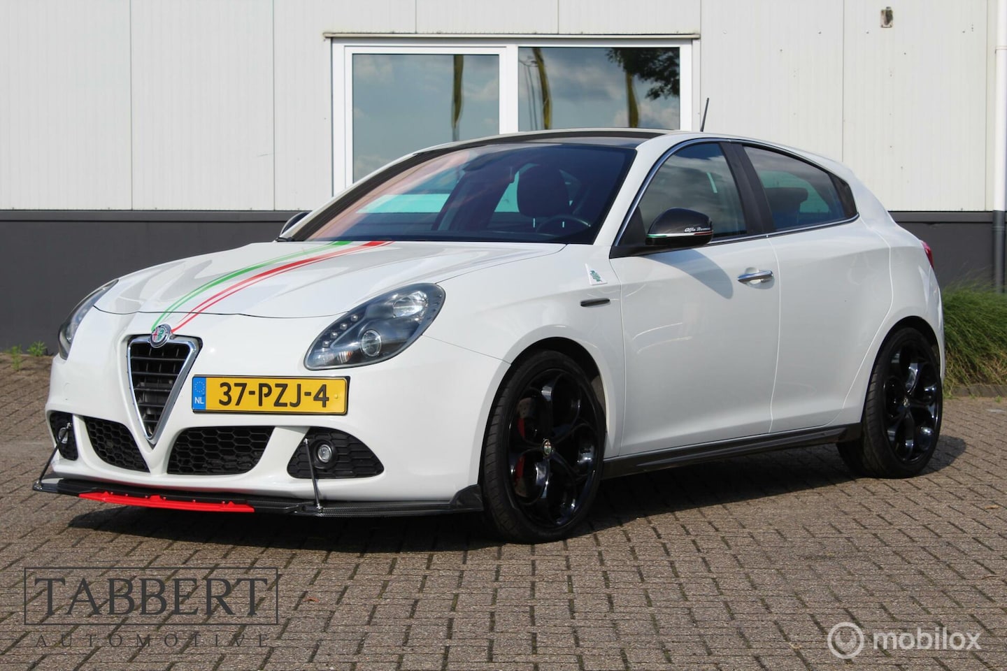 Alfa Romeo Giulietta - 1.7 TBi Quadrifoglio Verde 1.7 TBi Quadrifoglio Verde - AutoWereld.nl