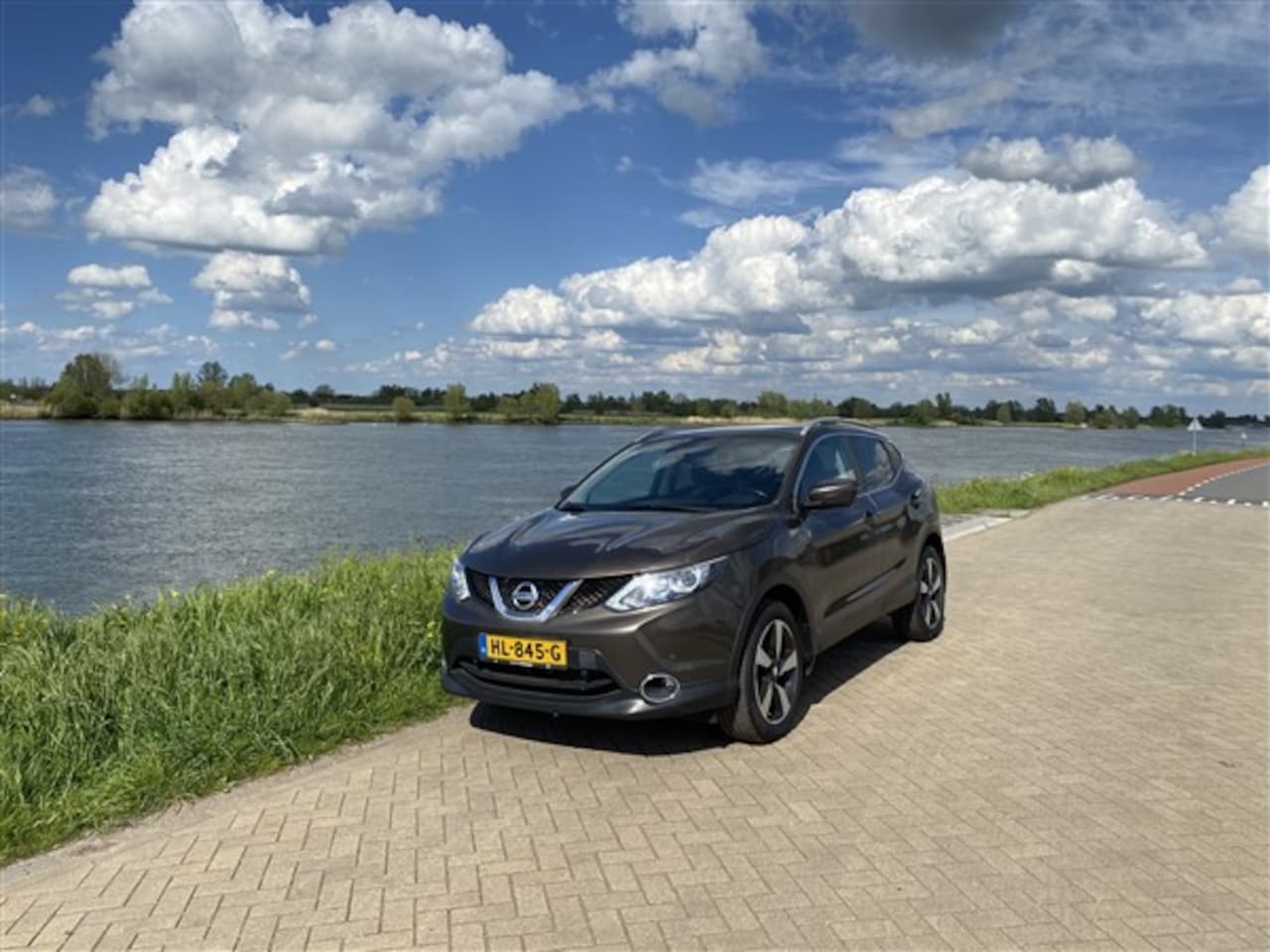 Nissan Qashqai - 1.2 Connect Edition Ecc.Lmv.Navi.Cruise.Pdc.Panodak.Trekhaak Motor loopt onregelmatig stat - AutoWereld.nl