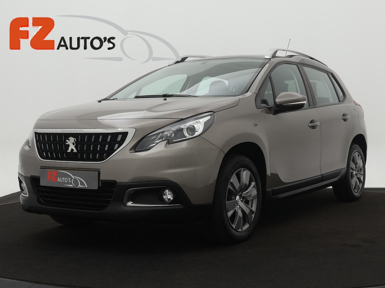 Peugeot 2008 - 1.2 PureTech Blue Lion | Airco | Trekhaak | 100.682 KM | - AutoWereld.nl