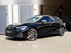 Audi S3 - Sportback 2.0 TFSI quattro Edition One AKRAPOVIC | PANO | VOL LEER | KEYLESS | B&O | SFEER