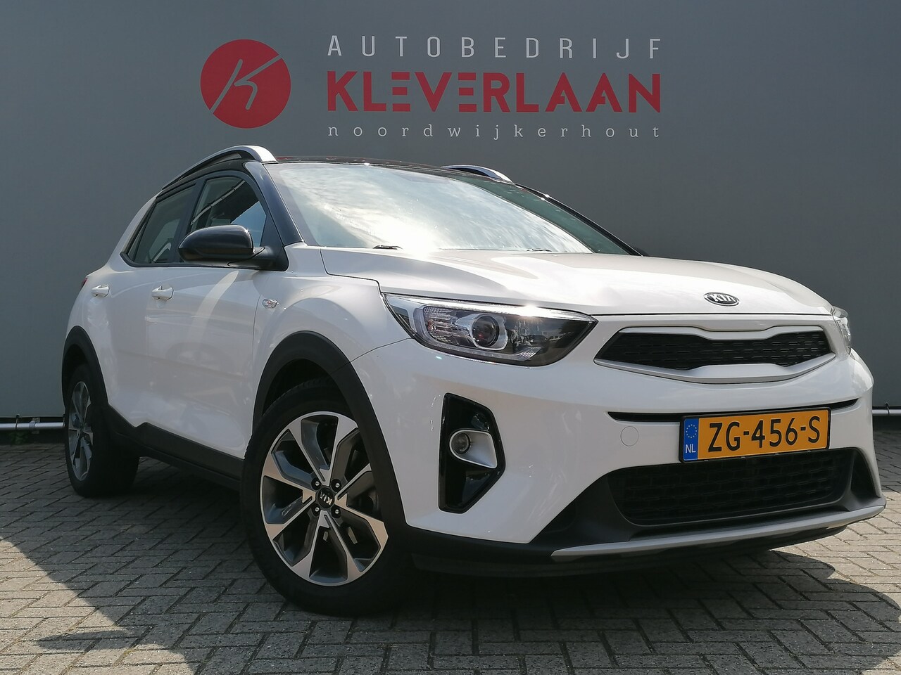 Kia Stonic - 1.0 T-GDi DynamicLine | CAMERA | NAVI | APPLE CARPLAY/ ANDROID AUTO | - AutoWereld.nl