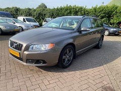 Volvo V70 - 2.5T Momentum Automaat Youngtimer