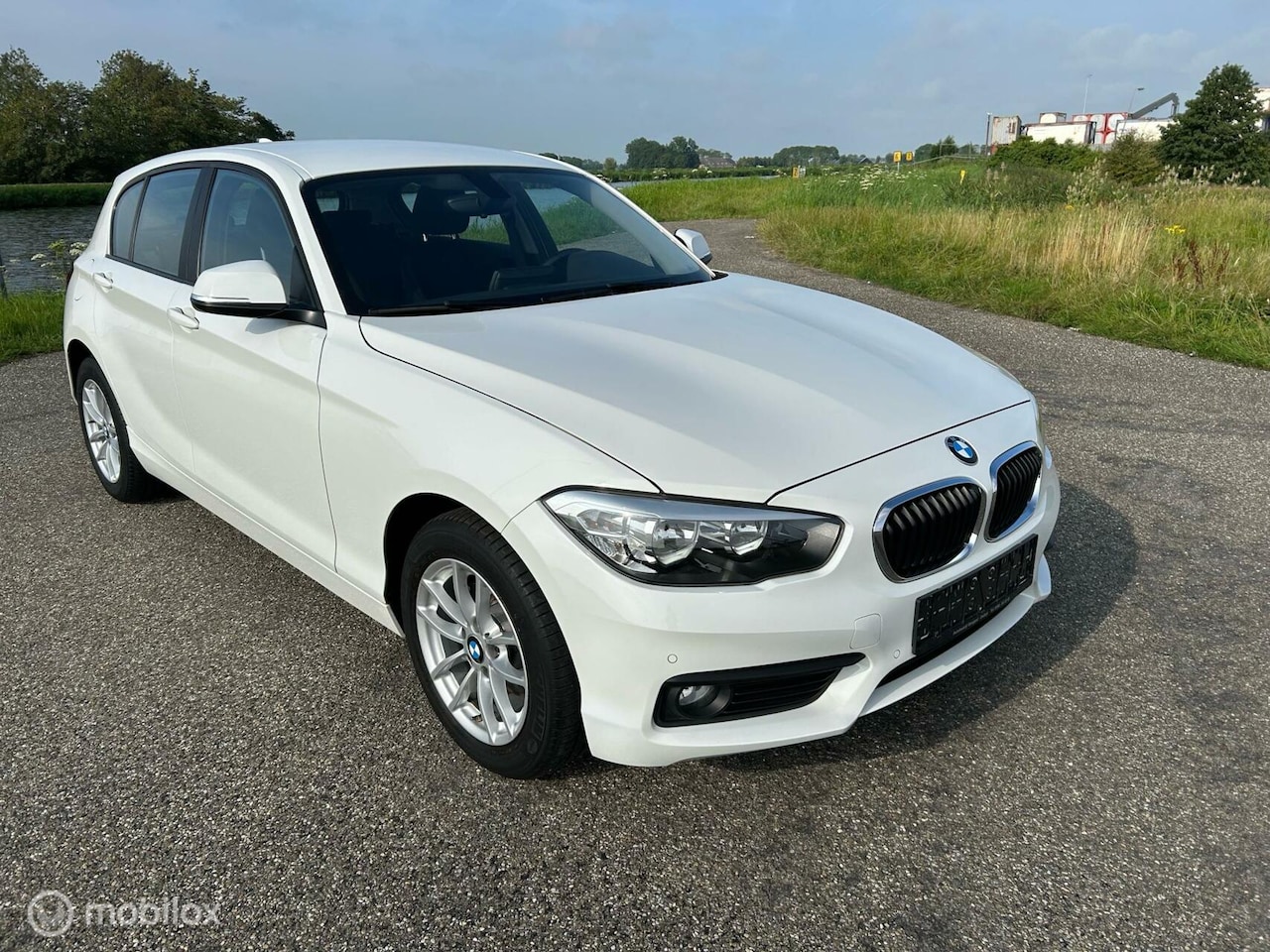 BMW 1-serie - 120i Edition M Sport Shadow Executive 120i Edition M Sport Shadow Executive - AutoWereld.nl