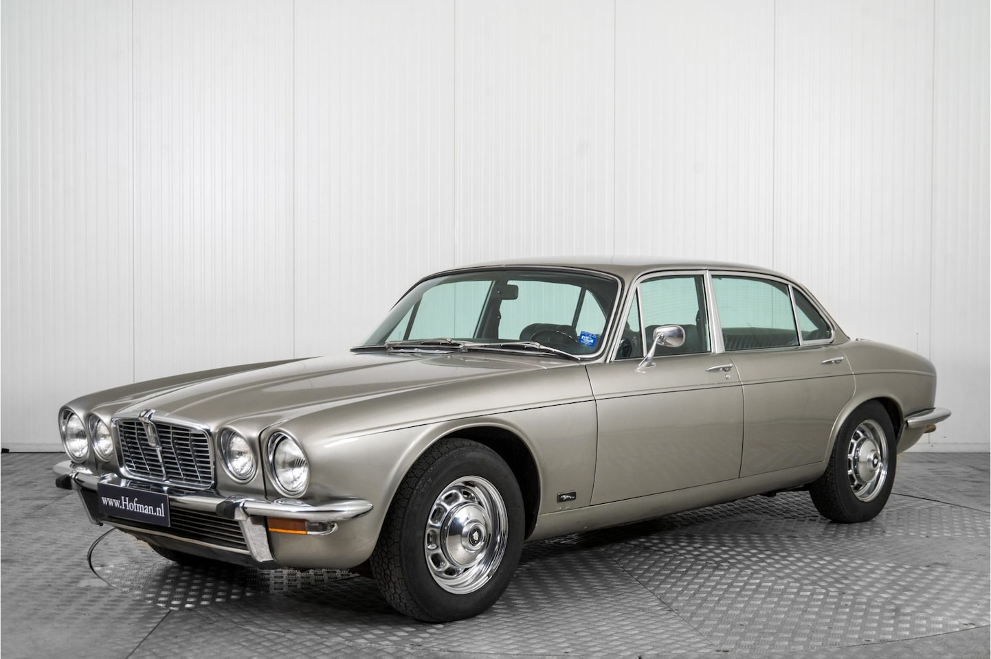 Jaguar XJ - XJ12 L 5.3 V12 - AutoWereld.nl