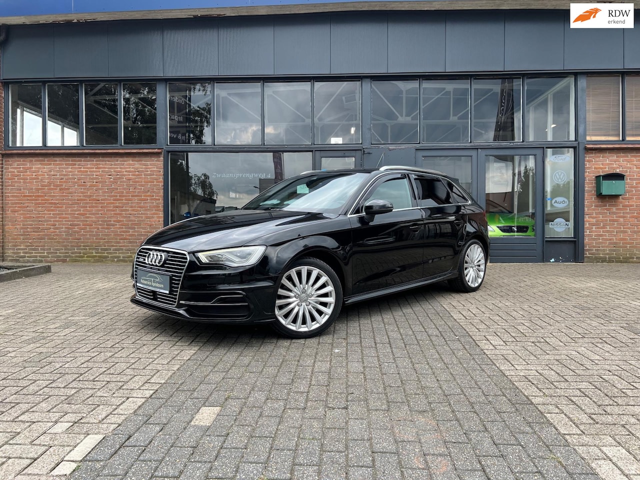 Audi A3 Sportback - 1.4 e-tron PHEV Ambition Pro Line plus 1.4 e-tron PHEV Ambition Pro Line plus, 3x S-line - AutoWereld.nl