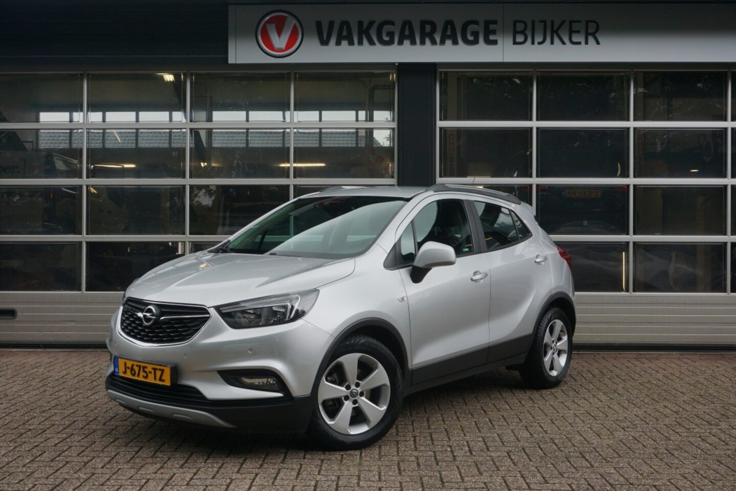 Opel Mokka X - 1.4 Turbo Edition met trekhaak! - AutoWereld.nl