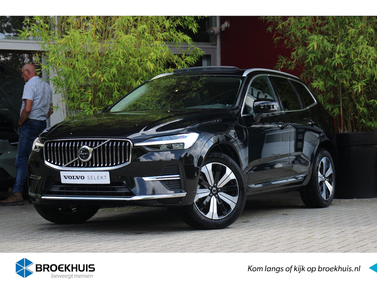 Volvo XC60 - 2.0 Recharge T8 AWD Plus Bright| Rondom camera| Trekhaak| Premium Audio| Full LED| Adaptiv - AutoWereld.nl