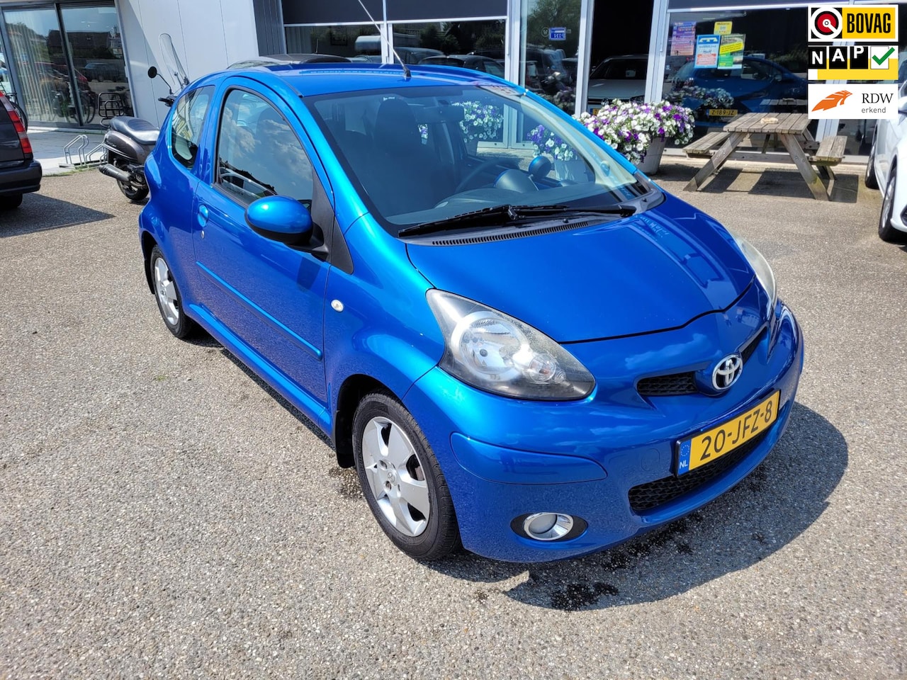 Toyota Aygo - 1.0-12V Dynamic Blue AIRCO - AutoWereld.nl