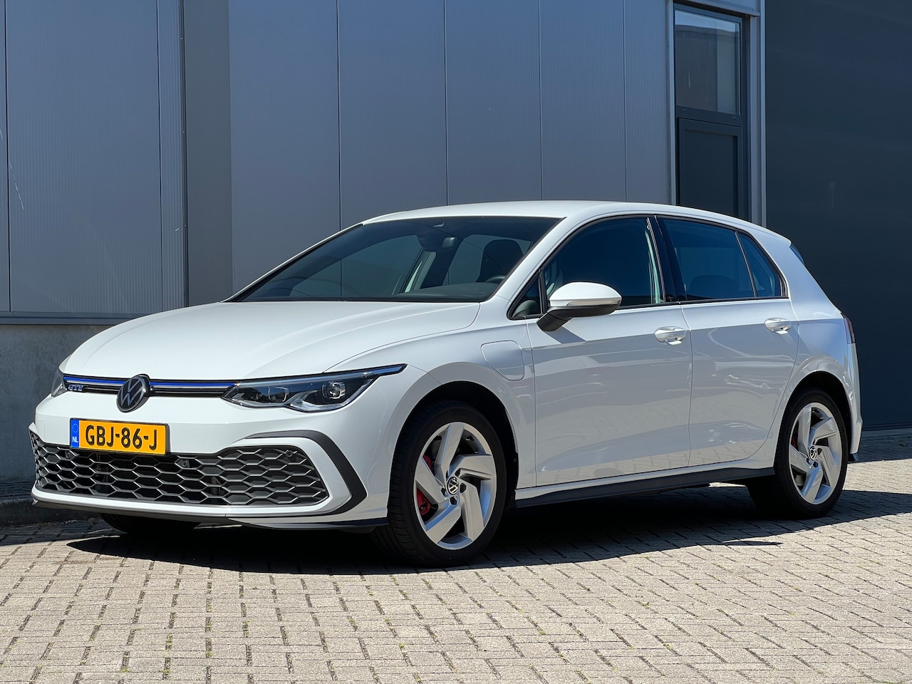 Volkswagen Golf - 1.4 eHybrid GTE 20.000KM - AutoWereld.nl