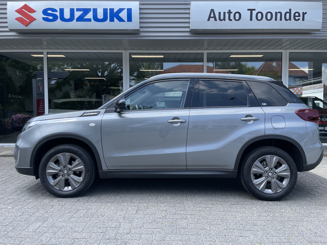 Suzuki Vitara - 1.4 Boosterjet Select Smart Hybrid 1.4 Boosterjet Select Smart Hybrid - AutoWereld.nl