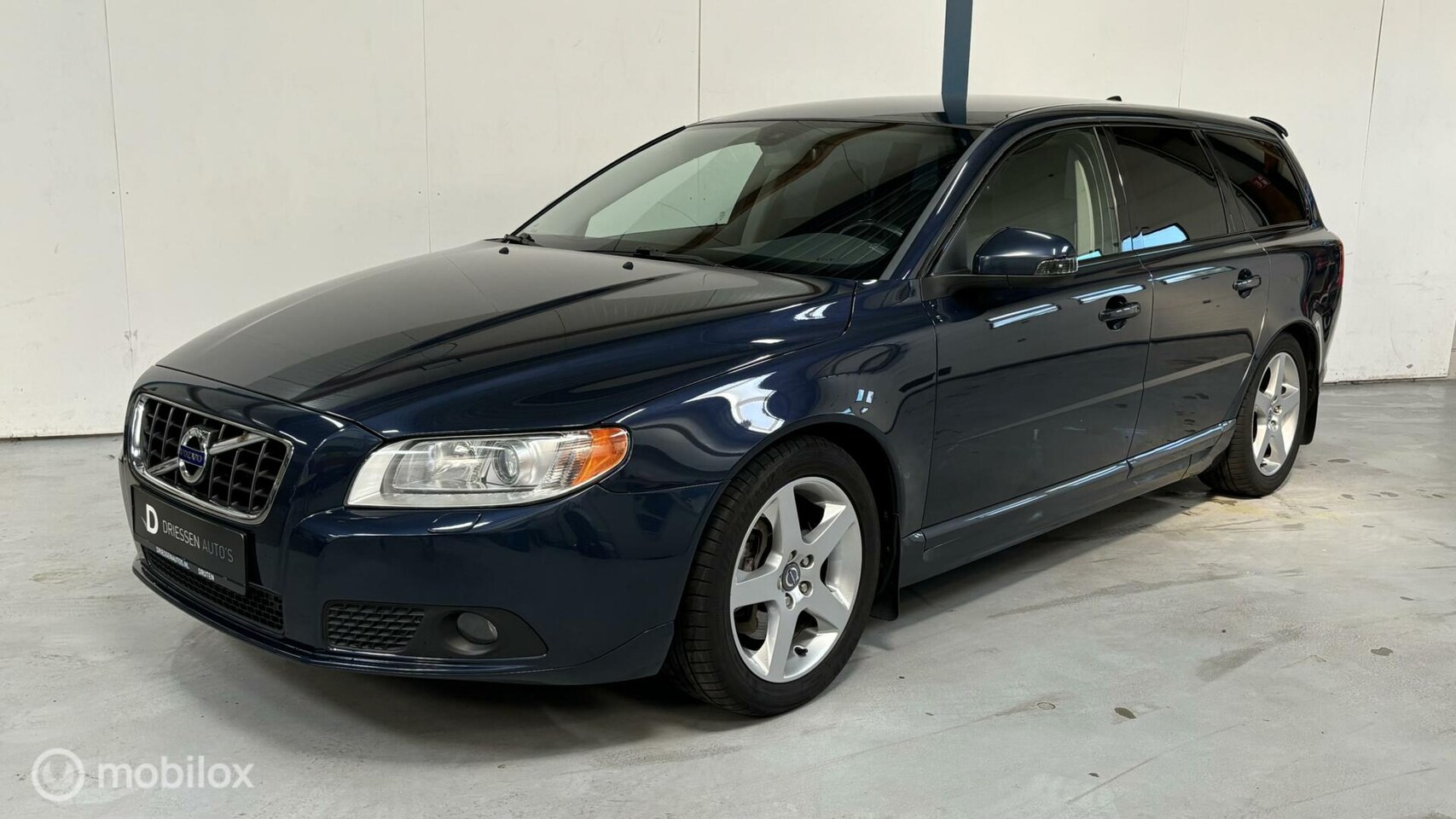 Volvo V70 - 2.5 T5 Momentum AUTOMAAT / YOUNGTIMER - AutoWereld.nl