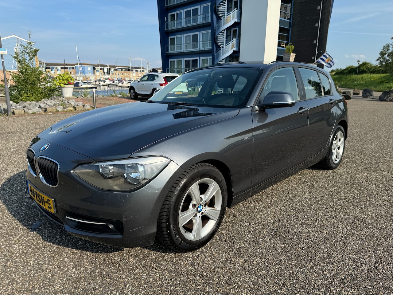 BMW 1-serie - 118i Business+ - AutoWereld.nl