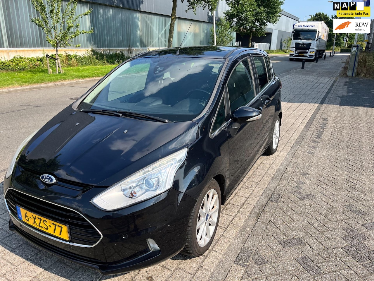 Ford B-Max - 1.0 EcoBoost Titanium 1.0 EcoBoost Titanium, Apk, Nap, Inruil mogelijk. - AutoWereld.nl