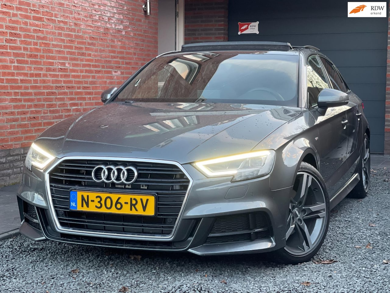 Audi A3 Limousine - 35 TFSI CoD Advance Sport | Full S-line | Virtual cockpit - AutoWereld.nl