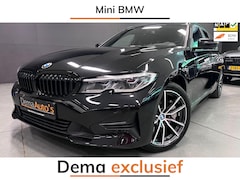 BMW 3-serie Touring - 330e Business Edition Plus LASER//V-COCKPIT//NAVI/DAB/CARPLAY/HEAD-UP///