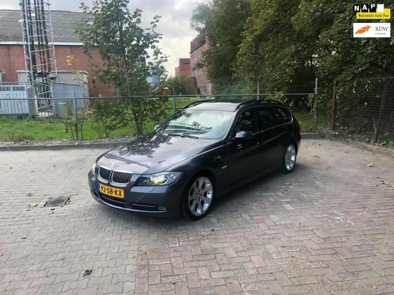 BMW 3-serie Touring - 330i Dynamic Executive 330i Dynamic Executive - AutoWereld.nl