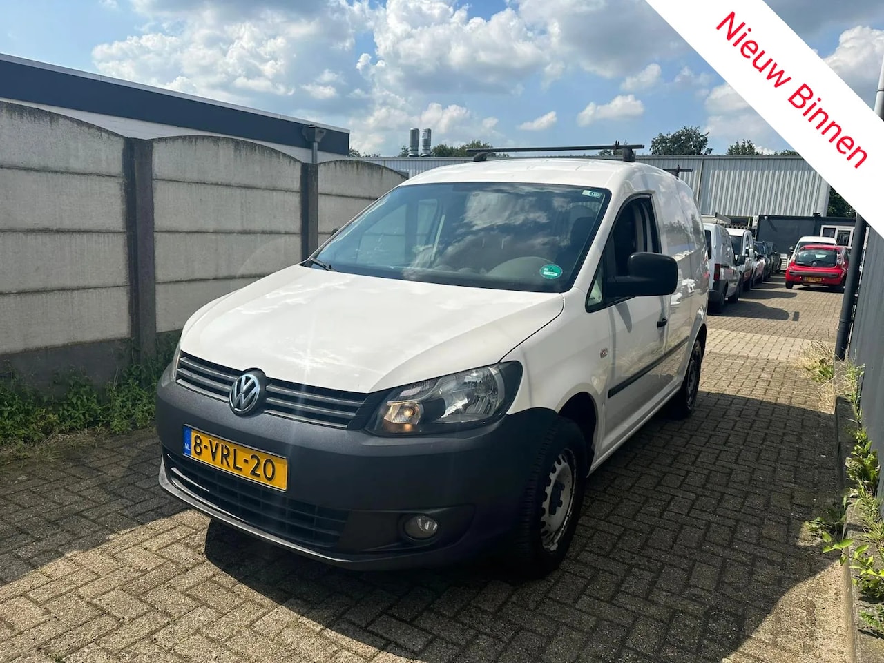 Volkswagen Caddy - 1.6 TDI 2011 AIRCO/ NIEUWE APK/ TREKHAAK! - AutoWereld.nl