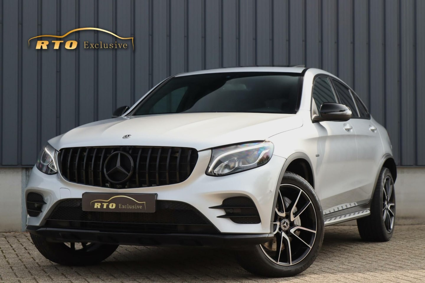 Mercedes-Benz GLC-klasse Coupé - 350e 4MATIC Business Solution AMG 350e 4MATIC Business Solution AMG - AutoWereld.nl