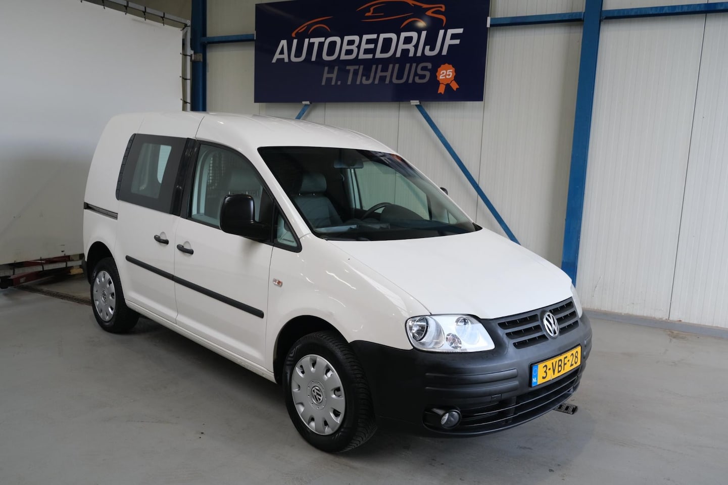 Volkswagen Caddy - 2.0 CNG/Benzine > MARGE < - N.A.P. Airco, Trekhaak. - AutoWereld.nl