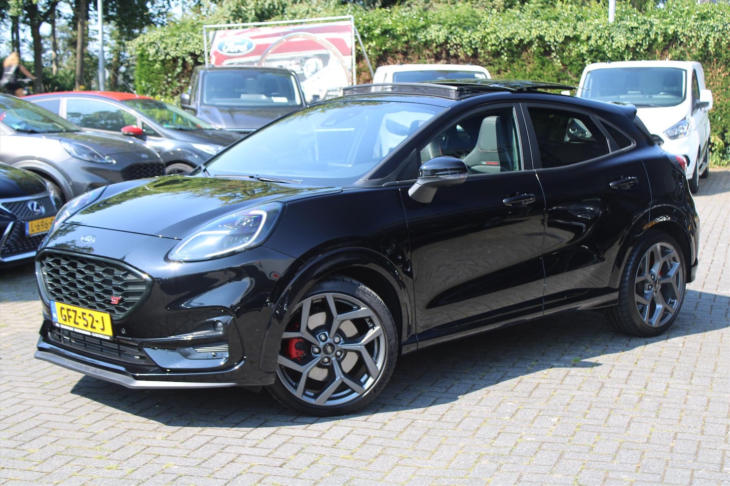 Ford Puma - 1.5 Ecoboost 200pk ST-X Performance Pack, Pano dak, Winterpack, zeer unieke en volle auto! - AutoWereld.nl