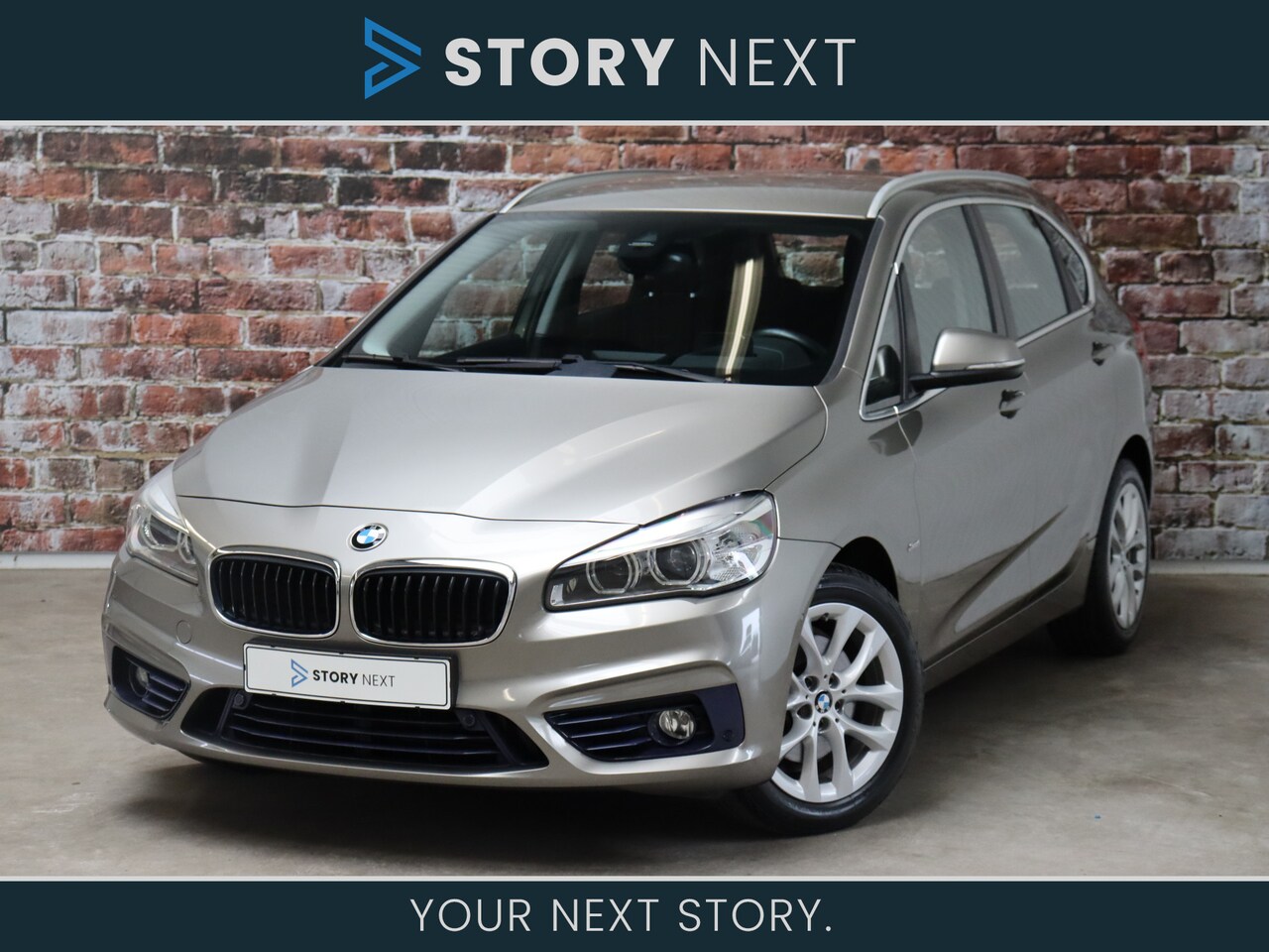 BMW 2-serie Active Tourer - 220i Executive Sport Line Automaat / Head-up Display / Trekhaak / Comfort access / Cruise - AutoWereld.nl