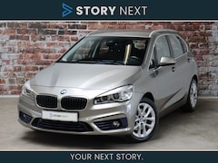 BMW 2-serie Active Tourer - 220i Executive Sport Line Automaat / Head-Up Display / Trekhaak / Comfort access / Cruise