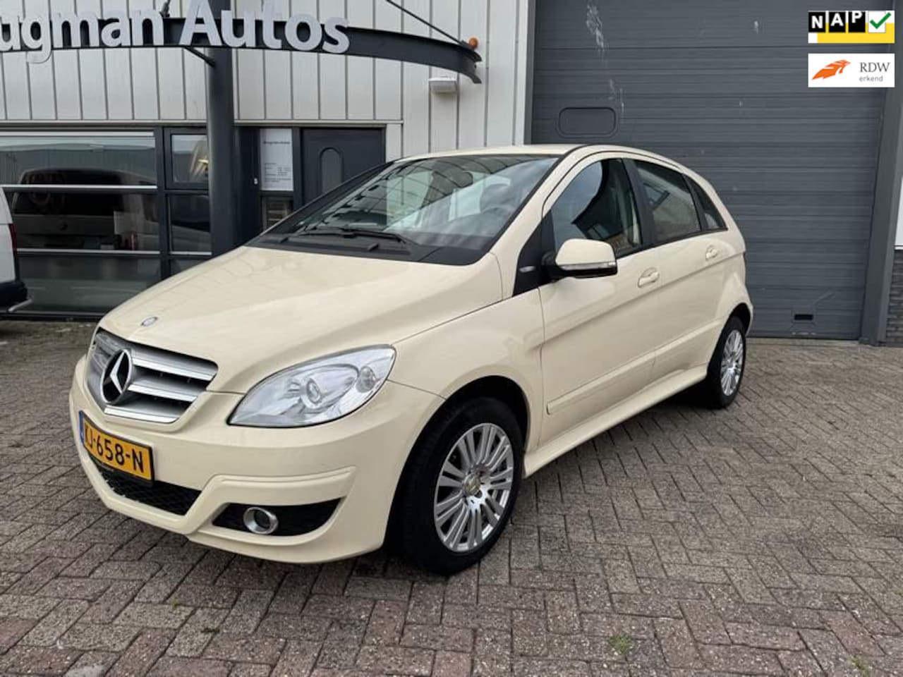 Mercedes-Benz B-klasse - 180 NGT 180 NGT - AutoWereld.nl