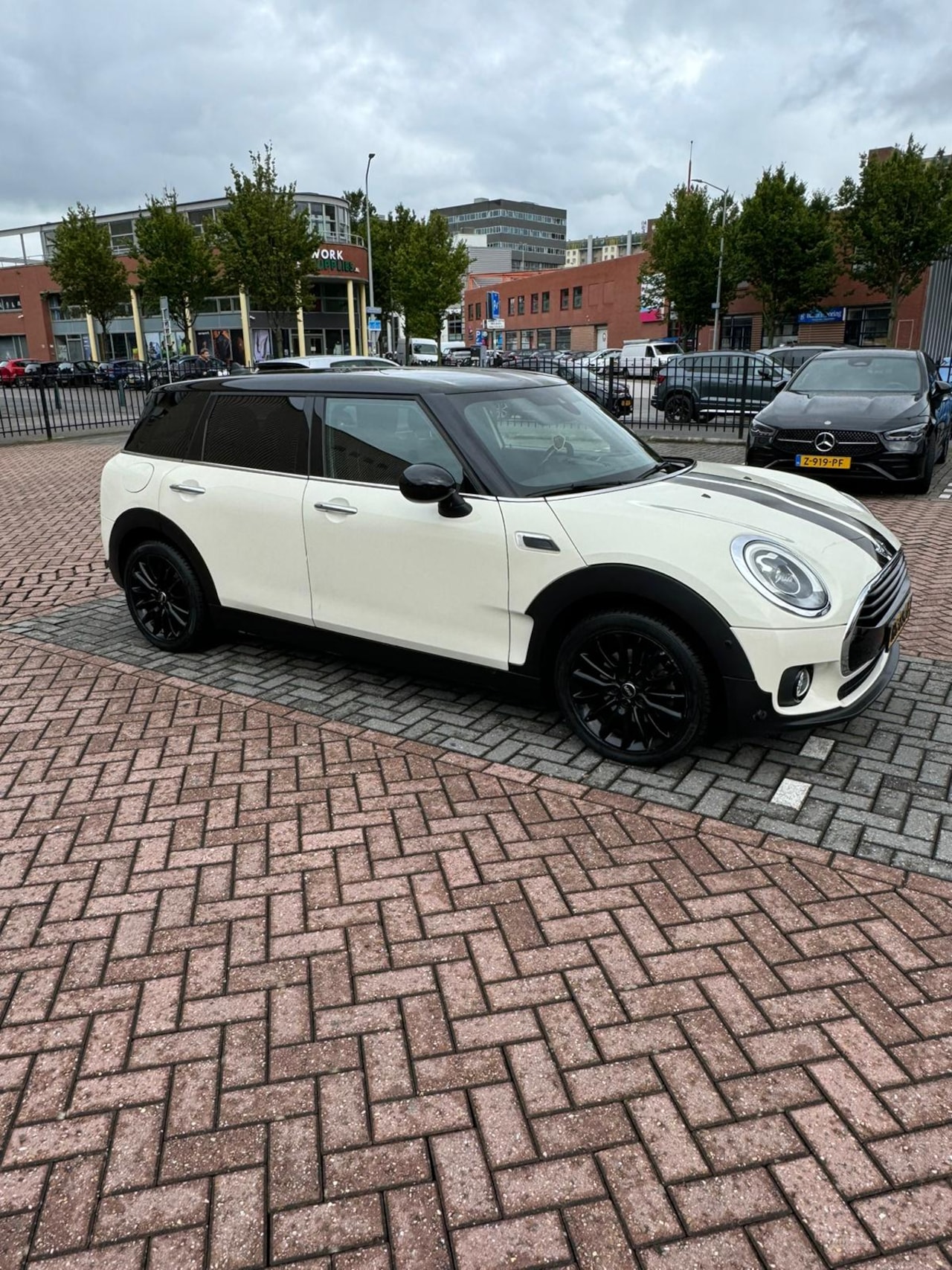 MINI Clubman - 1.5 Cooper Volledig uitgerust - AutoWereld.nl