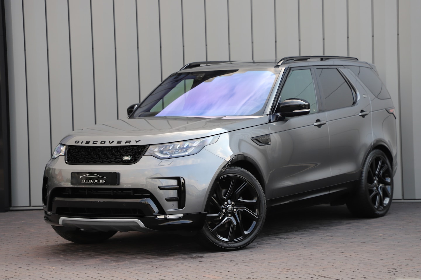 Land Rover Discovery - 2.0 Si4 HSE Luxury 7p. | 300PK | Lucht-vering | Panoramadak | Meridian | Leder | Led | 201 - AutoWereld.nl