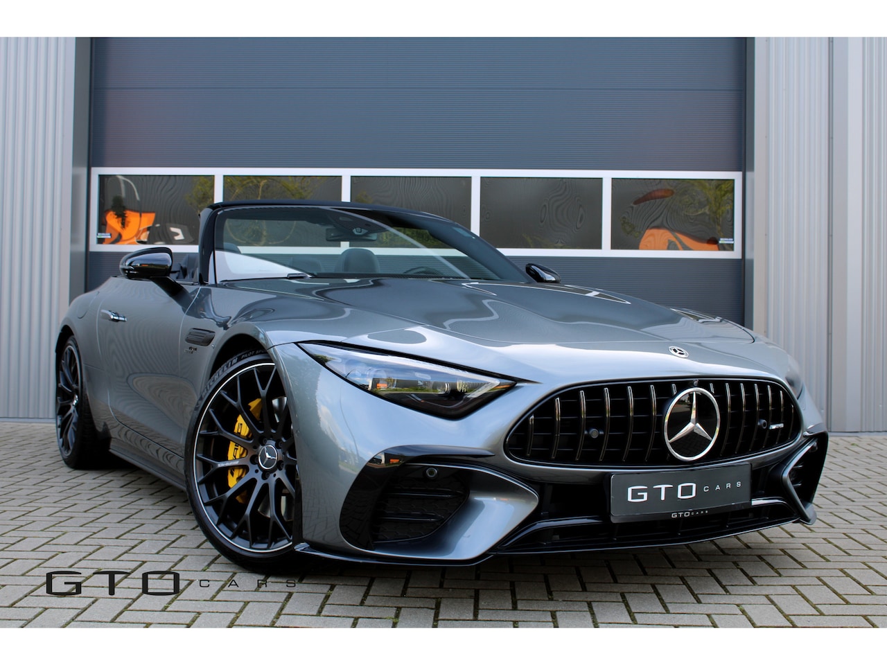 Mercedes-Benz SL-klasse Roadster - AMG 43 V8 Styling / Burmester / Premium Plus Pakket / Night Pack / Sportuitlaat / VOL! - AutoWereld.nl