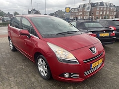 Peugeot 5008 - 1.6 VTi MOTOR DEFECT