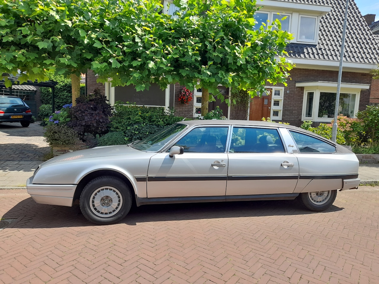 Citroën CX - 2.4 Prestige inj. ABS/AIRCO/ALARM/centr.vergrendeling m.afst.bed./radio CD speler - AutoWereld.nl